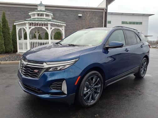 Blue Glow Metallic 2022 Chevrolet Equinox FWD RS