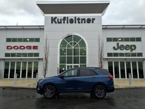 Blue Glow Metallic 2022 Chevrolet Equinox FWD RS
