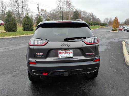 2022 Jeep Cherokee Trailhawk