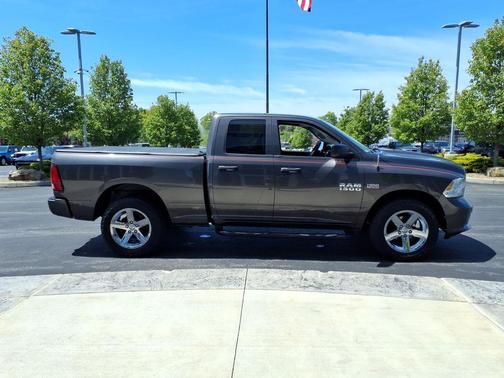 Granite Crystal Metallic Clearcoat 2014 RAM 1500 Tradesman/Express
