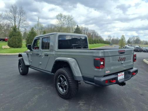 Sting-Gray Clearcoat 2022 Jeep Gladiator Rubicon