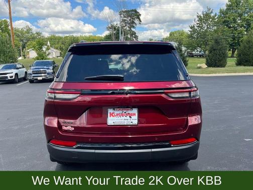 2025 Jeep Grand Cherokee Altitude