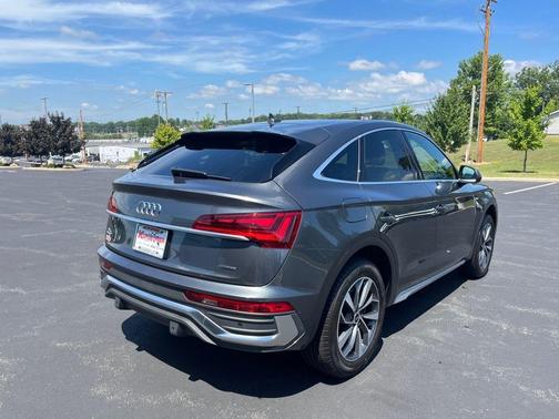 2022 Audi Q5 45 S line Prestige