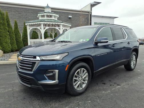 Northsky Blue Metallic 2023 Chevrolet Traverse LT Cloth