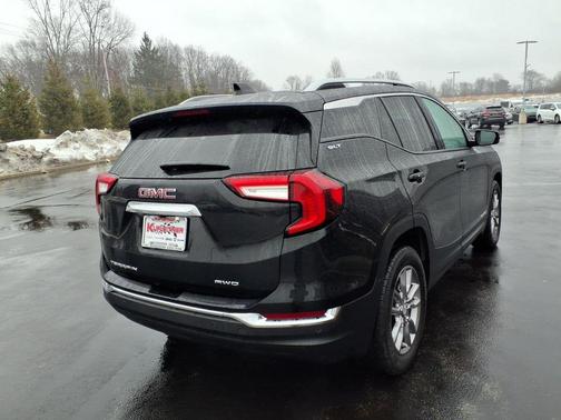 Ebony Twilight Metallic 2024 GMC Terrain SLT