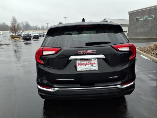 Ebony Twilight Metallic 2024 GMC Terrain SLT