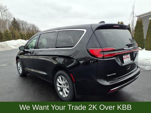 2026 Chrysler Pacifica L