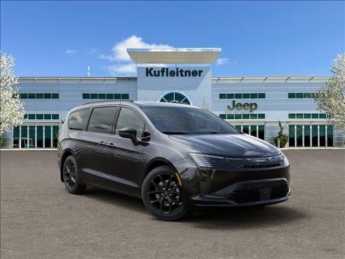 Pxj 2027 Chrysler Pacifica Limited