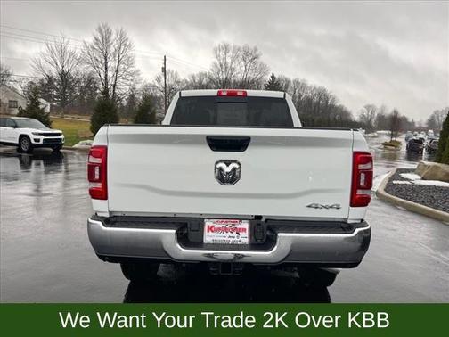 2024 RAM 2500 Tradesman Crew Cab 4x4 6'4' Box