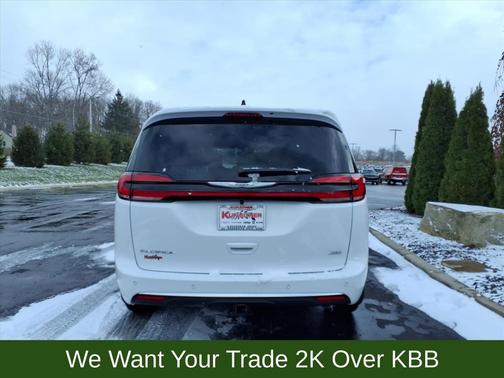 2026 Chrysler Pacifica L