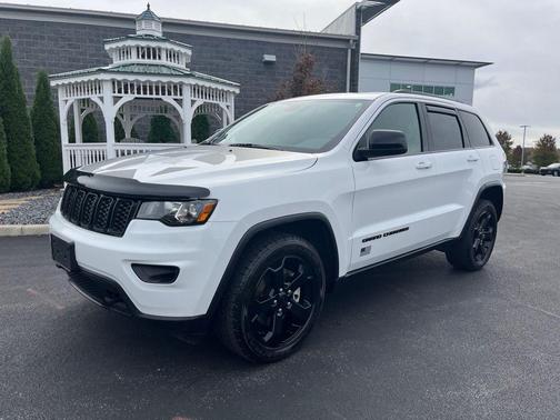 2021 Jeep Grand Cherokee Laredo