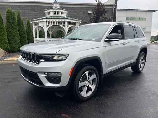 2025 Jeep Grand Cherokee Limited X