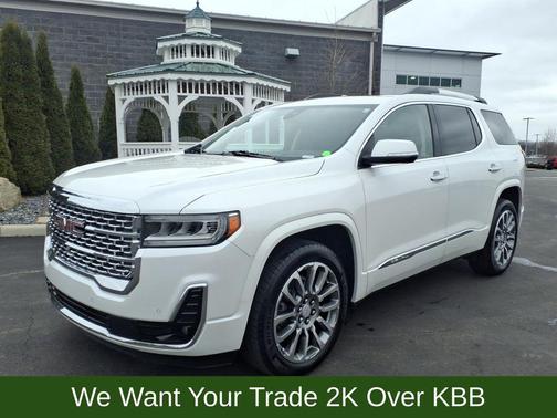 2023 GMC Acadia Denali