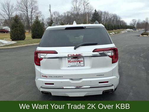 2023 GMC Acadia Denali