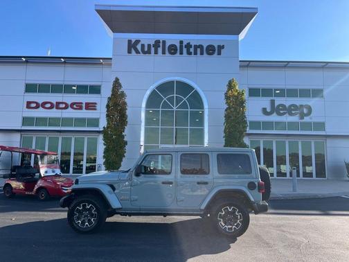 2024 Jeep Wrangler 4-Door Sahara 4x4