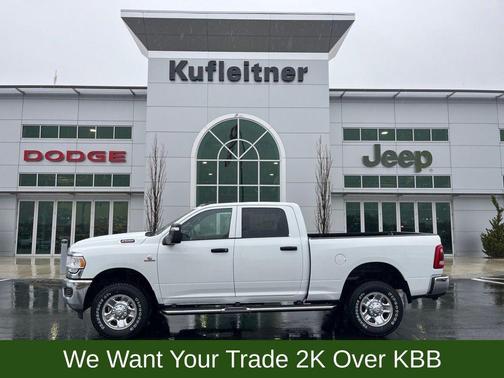 2024 RAM 2500 Tradesman Crew Cab 4x4 6'4' Box