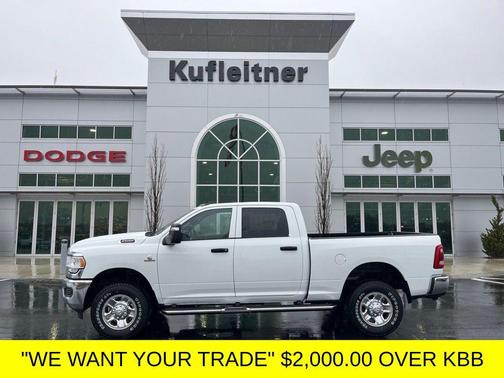 2024 RAM 2500 Tradesman Crew Cab 4x4 6'4' Box