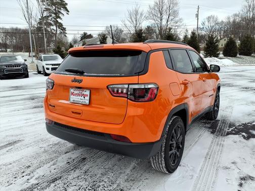 oose 2026 Jeep Compass Latitude