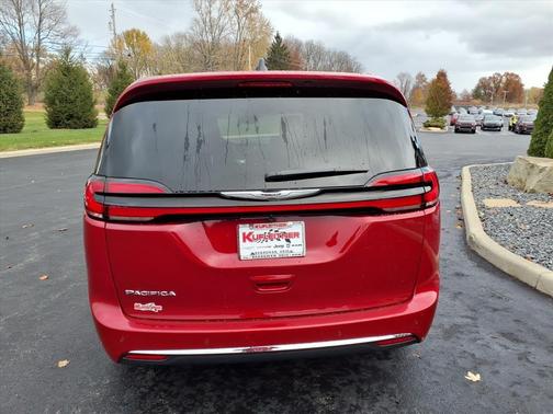 2026 Chrysler Pacifica L