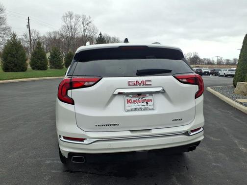 White Frost Tricoat 2020 GMC Terrain Denali
