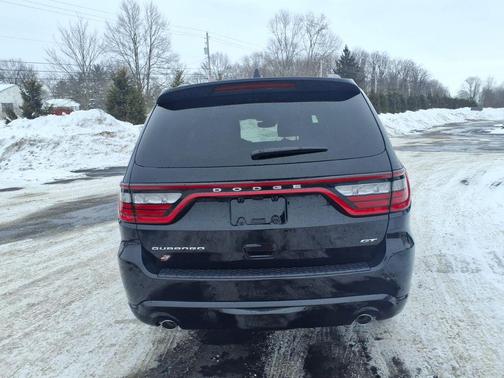DB Black Crystal Clearcoat 2026 Dodge Durango GT Plus