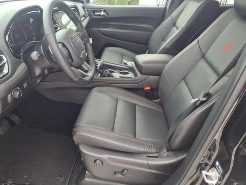 DB Black Crystal Clearcoat 2026 Dodge Durango GT Plus