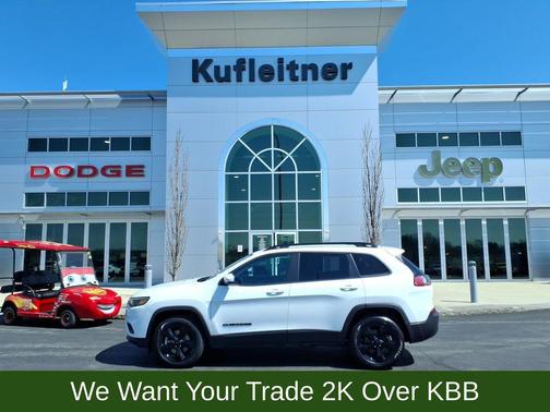 Bright White Clearcoat 2021 Jeep Cherokee Altitude