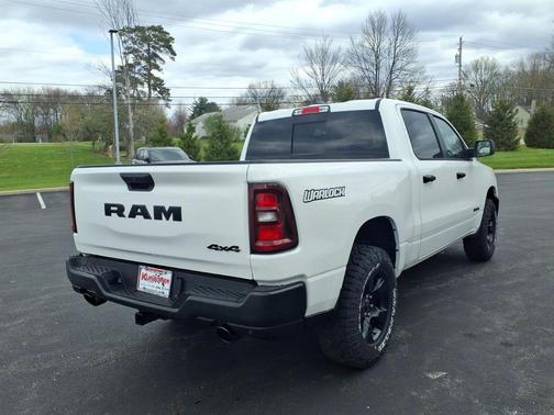 Bright White Clearcoat 2026 RAM 1500 Warlock Crew Cab 4x4 5'7' Box