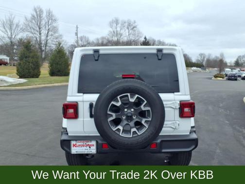 2024 Jeep Wrangler 4-Door Sahara 4x4