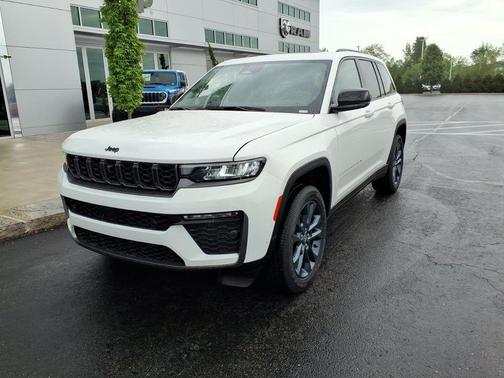 Bright White Clearcoat 2026 Jeep Grand Cherokee 85th Anniversary Edition