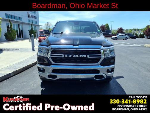 Diamond Black Crystal Pearlcoat 2022 RAM 1500 Big Horn/Lone Star