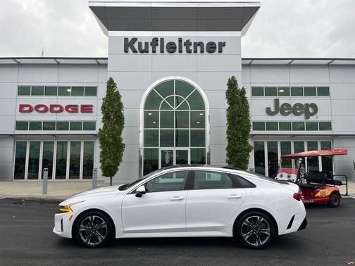 2022 Kia K5 EX