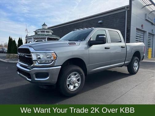 2024 RAM 2500 Tradesman Crew Cab 4x4 6'4' Box