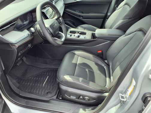 Silver Zynith Clearcoat 2026 Jeep Cherokee Limited