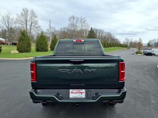 Serrano Green Metallic 2026 RAM 1500 Limited