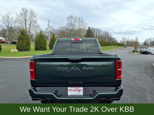 Serrano Green Metallic 2026 RAM 1500 Limited