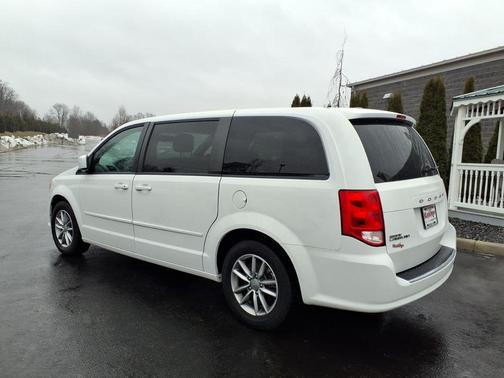 Bright White Clearcoat 2016 Dodge Grand Caravan AVP/SE