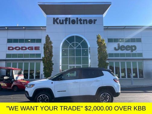 2024 Jeep Compass Trailhawk