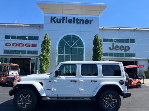 2025 Jeep Wrangler 4-Door Sahara 4x4
