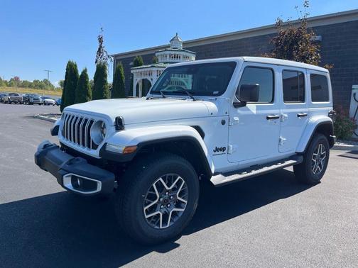 2025 Jeep Wrangler 4-Door Sahara 4x4
