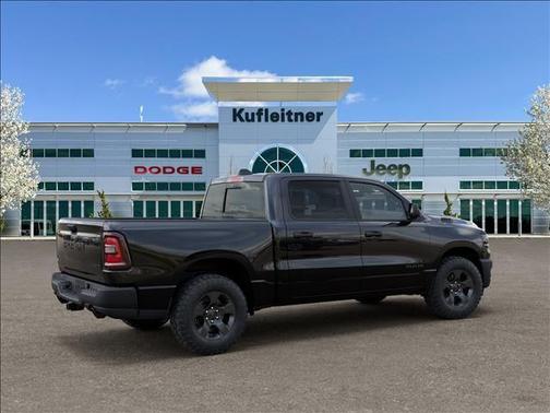 Diamond Black Crystal Pearlcoat 2026 RAM 1500 Warlock Crew Cab 4x4 5'7' Box