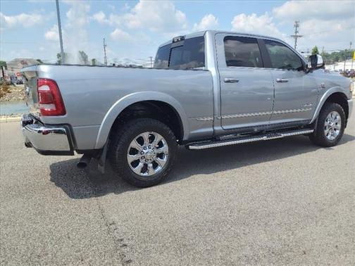 2022 RAM 3500 Limited Crew Cab 4x4 6'4' Box
