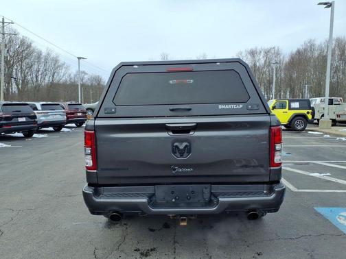 Granite Crystal Metallic Clearcoat 2022 RAM 1500 Big Horn/Lone Star