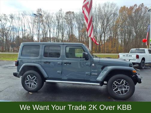 2024 Jeep Wrangler 4-Door Sahara 4x4