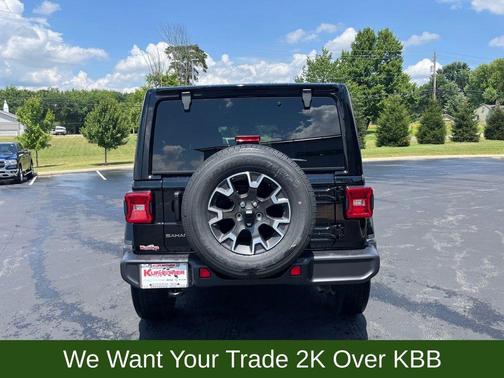 2025 Jeep Wrangler 4-Door Sahara 4x4