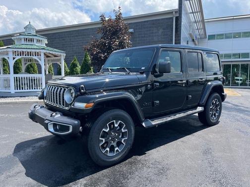 2025 Jeep Wrangler 4-Door Sahara 4x4