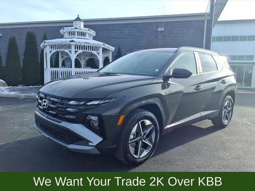 2025 Hyundai TUCSON SEL