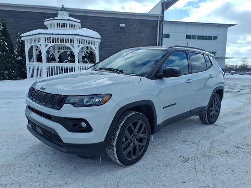 Silver Zynith Metallic Clearcoat 2026 Jeep Compass Limited