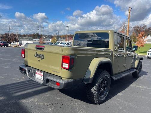 2025 Jeep Gladiator High Tide