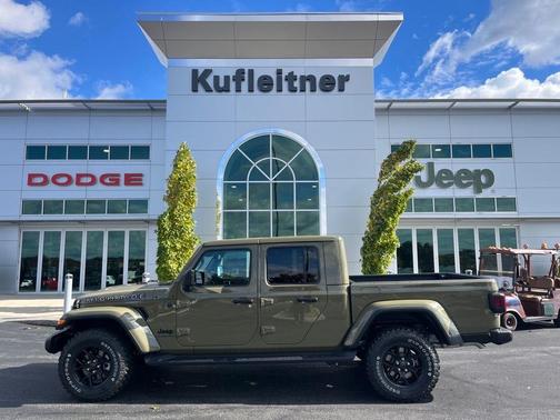 2025 Jeep Gladiator High Tide